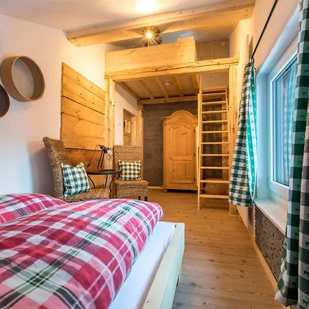 Casa de Férias Der Kleine Stadl By Interhome Winklen
